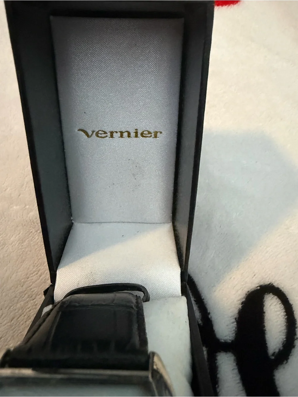 Vernier Men's Black Leather Watch with NYC skyline very unique